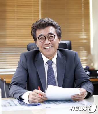 [뉴스1] 연간 100개 양질의 청년일자리 만들겠다