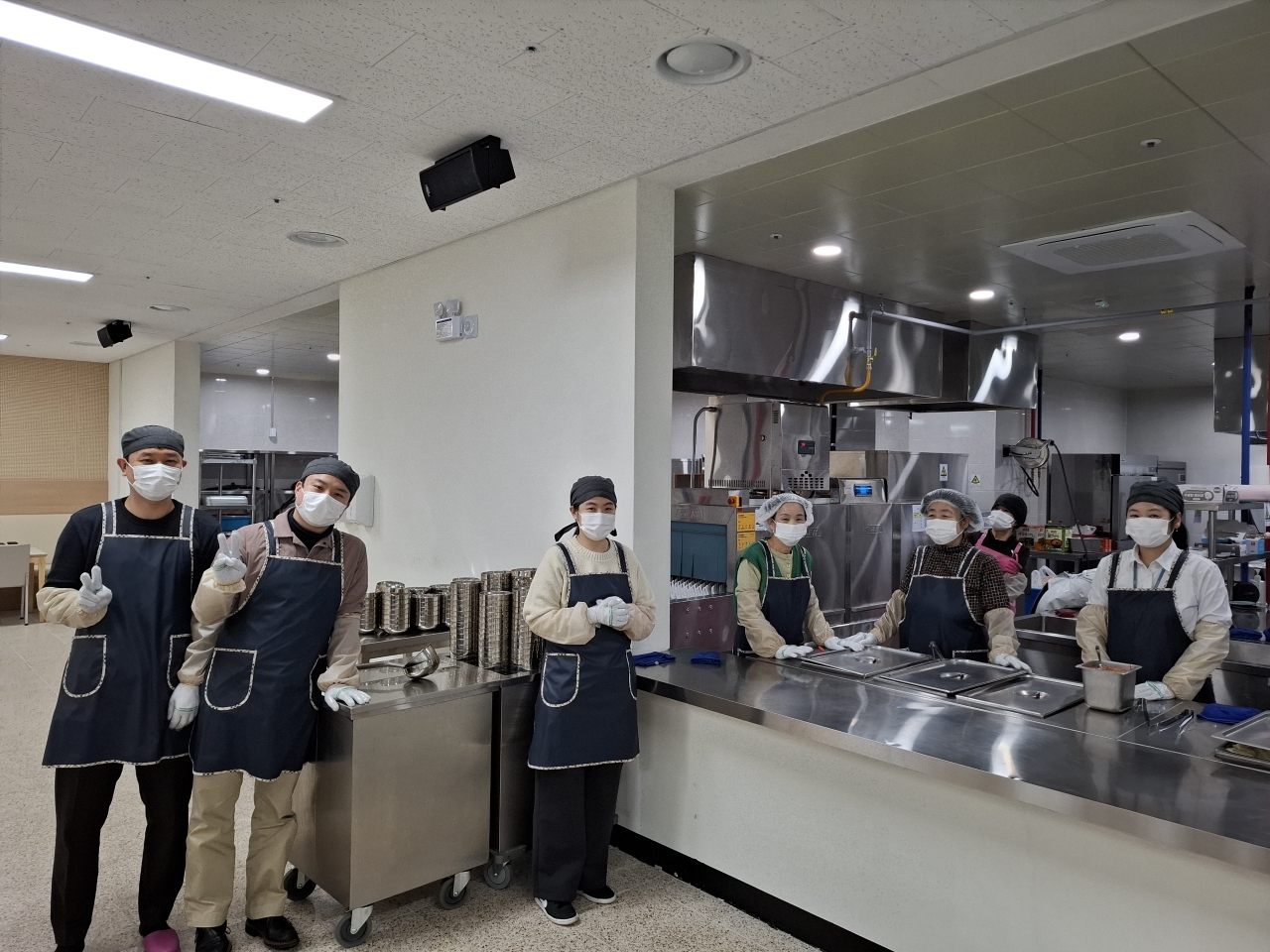 지역 경로식당 배식봉사(3~12월, 총 10회)
